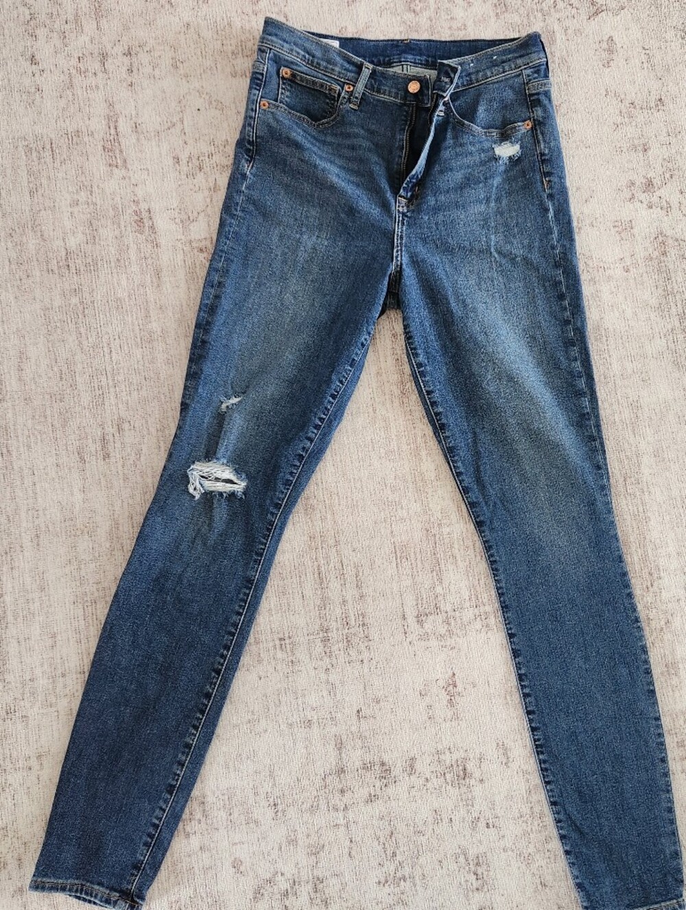 GAP Women’s Skinny Distressed Dark Blue Jeans